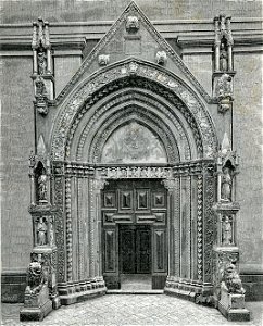 Pesaro porta della chiesa di Sant’Agostino