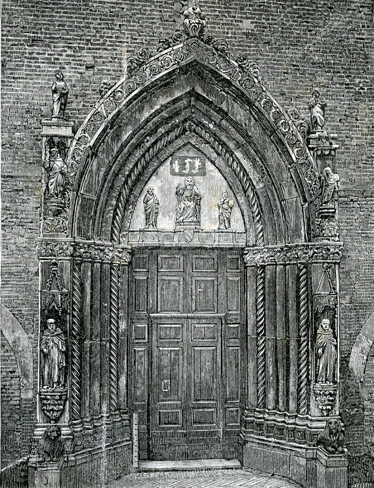 Pesaro porta della chiesa di San Domenico