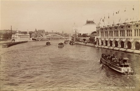Perspective sur la Seine, vue prise du Pont d'Iéna