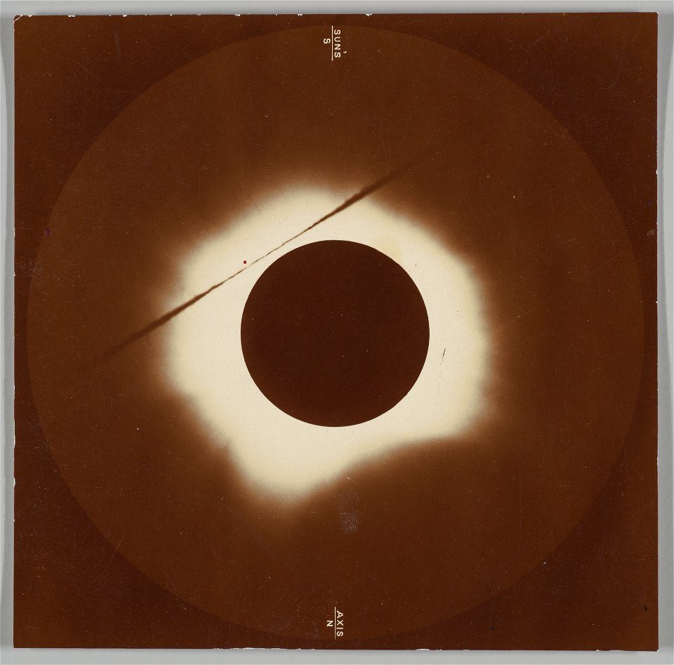 Photograph of totality as seen at Caroline Island (1883)