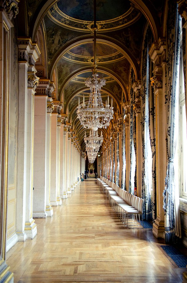 PICARD georges galerie Lobau Hotel de ville Paris fresques 01 00