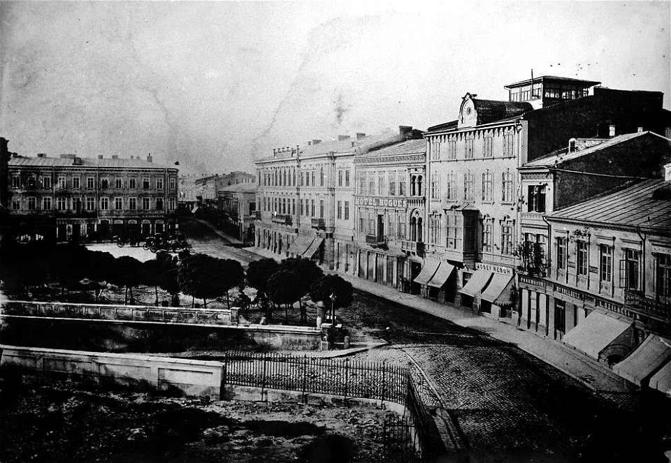 Piaţa Teatrului Szathmari 1875