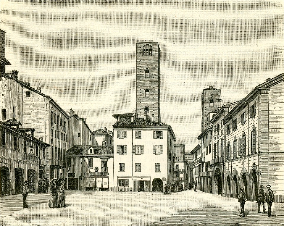 Piazza delle Torri in Alba