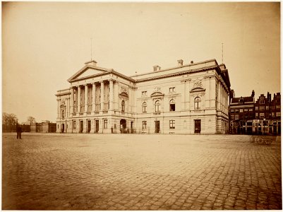 Pieter Oosterhuis - Oude stadsschouwburg aan het Leidseplein