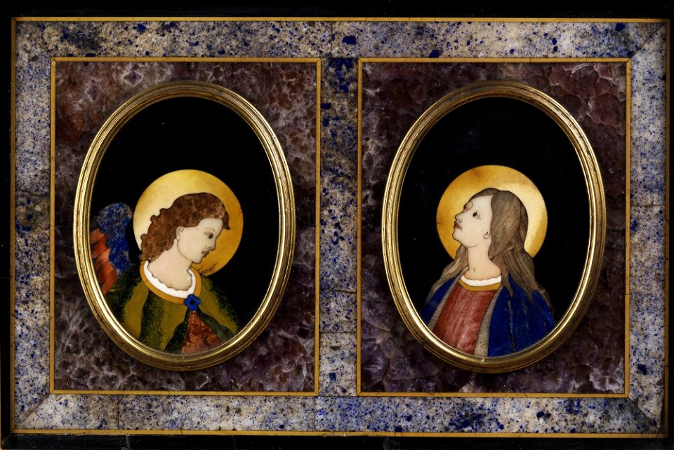 Pietra dura-Arbeiten in Marmorrahmung