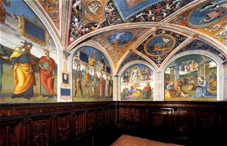 Pietro Perugino - View of the Sala di Udienza - WGA17225