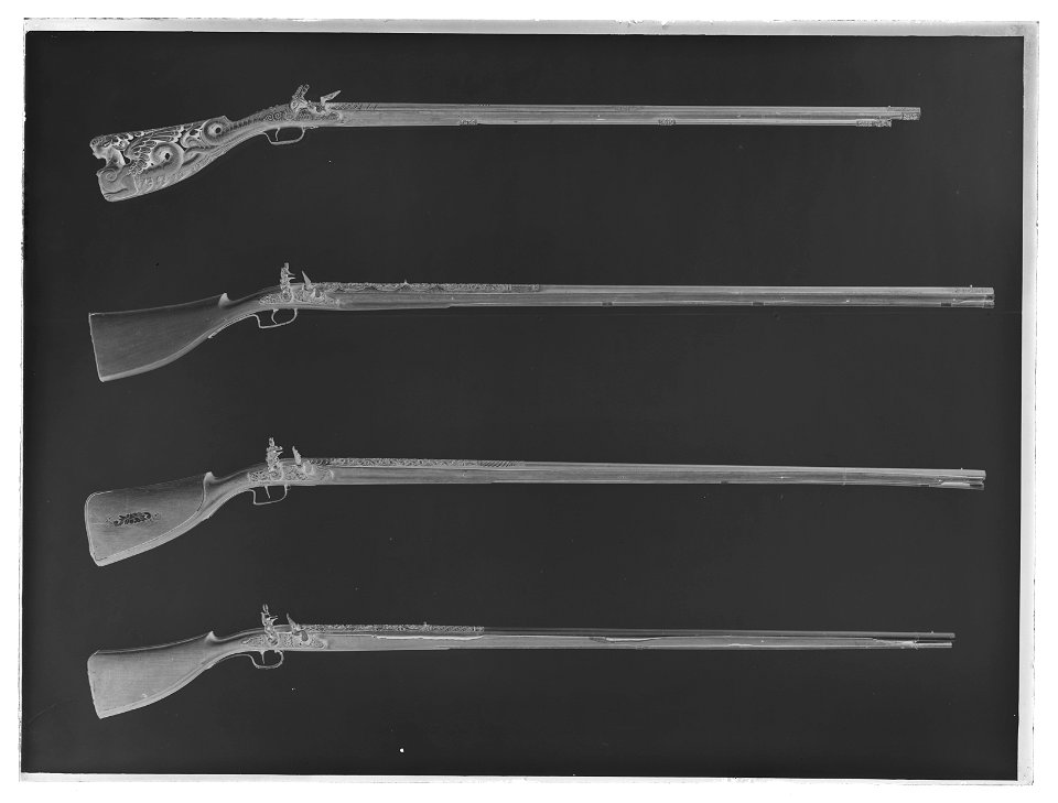 Pipsmed, flintlåsbössa - Livrustkammaren - 51488-negative