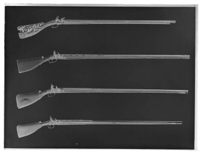 Pipsmed, flintlåsbössa - Livrustkammaren - 51488-negative