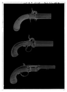 Pistoler, 18122 (, 18134 ( - Livrustkammaren - 1329-negative