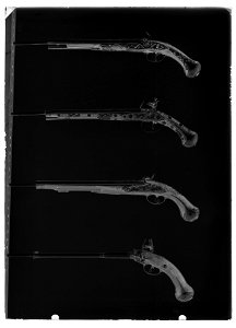 Pistoler - Livrustkammaren - 43102-negative