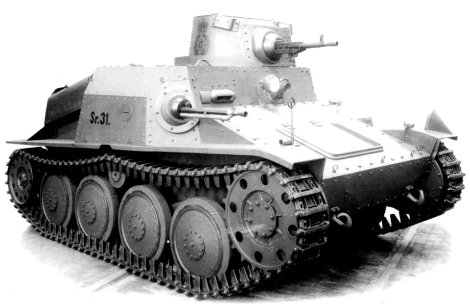 R-1 Romanian tank 4