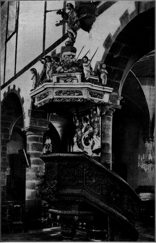 Quiniou - Saint-Thégonnec. L'Église et ses annexes p16