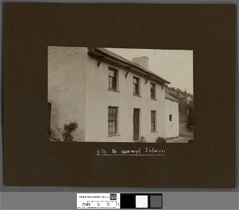 Portrait of 'Y ty lle ganwyd Islwyn' (4672082)