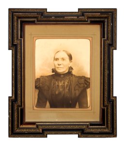 Portrait of Maria A. H. Boermans by Jos. Geominy Limburgs Museum G03808
