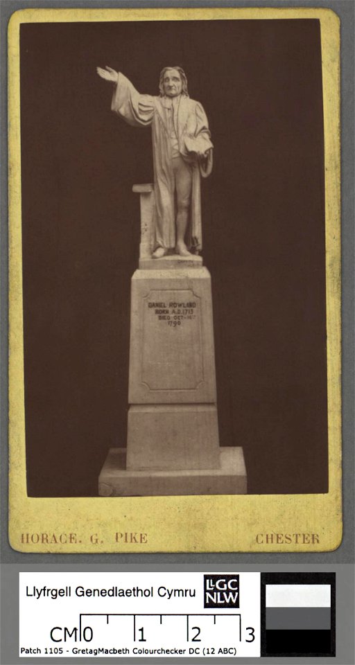 Portrait of Statue of Daniel Rowlands, Llangeitho (4671147)