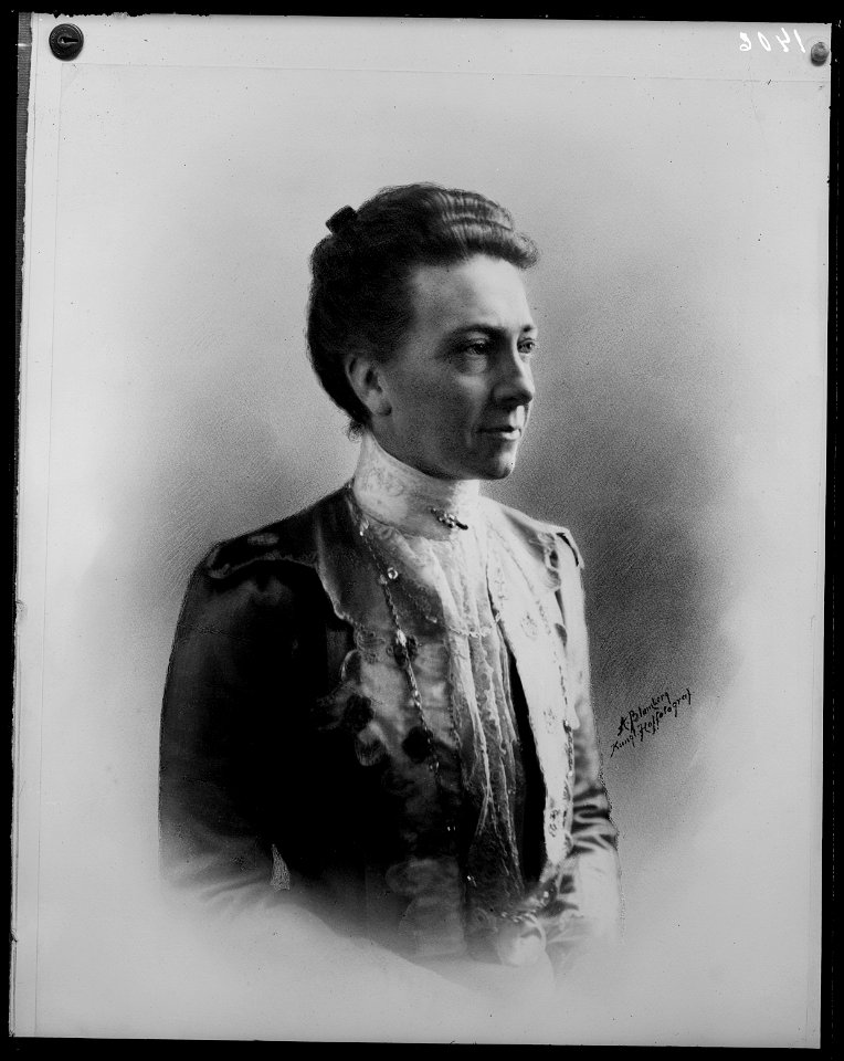 Porträttfoto drottning Victoria - Livrustkammaren - 37057