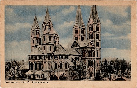 Postcard Roermond - O.L.Vr. Munsterkerk recto