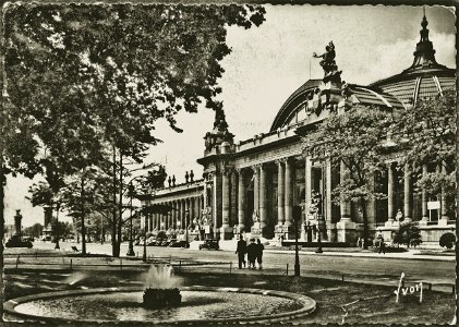 Postcard 1930 Yvon ParisGrandPalais B004
