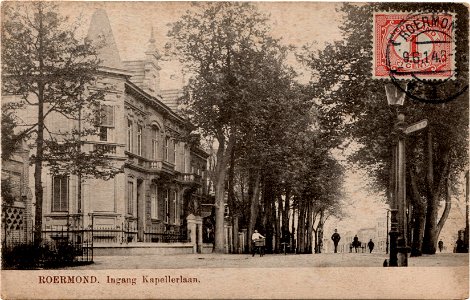 Postcard ROERMOND, Ingang Kapellerlaan recto