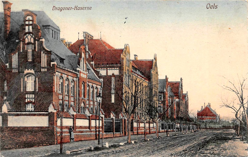 Postkarte der Dragonerkaserne in Oels, vor 1913 gelaufen