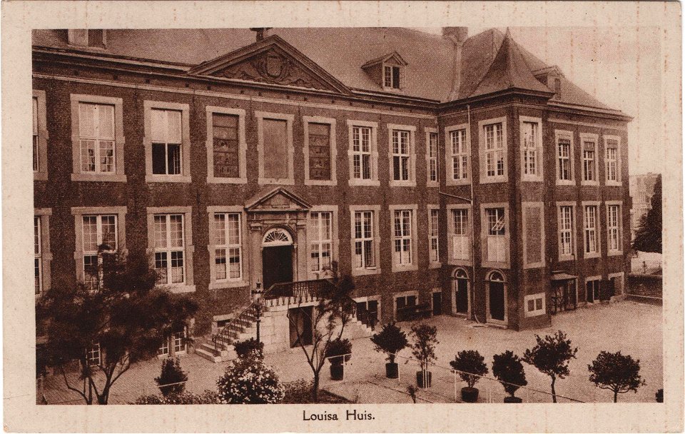 Postcard Louisa Huis recto