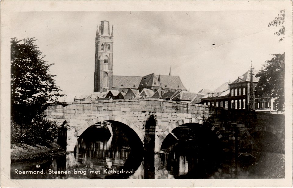 Postcard Roermond, Steenen brug met Kathedraal recto