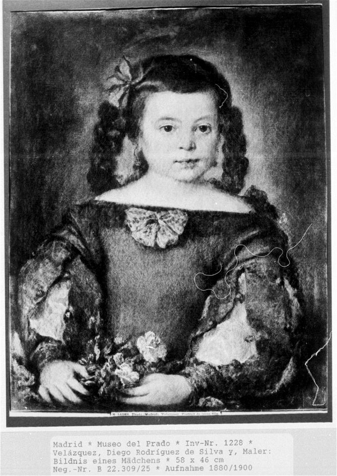 Retrato de niña (2), by José Claudio Antolinez
