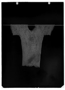 Ringbrynja med halvarmar - Livrustkammaren - 17461-negative