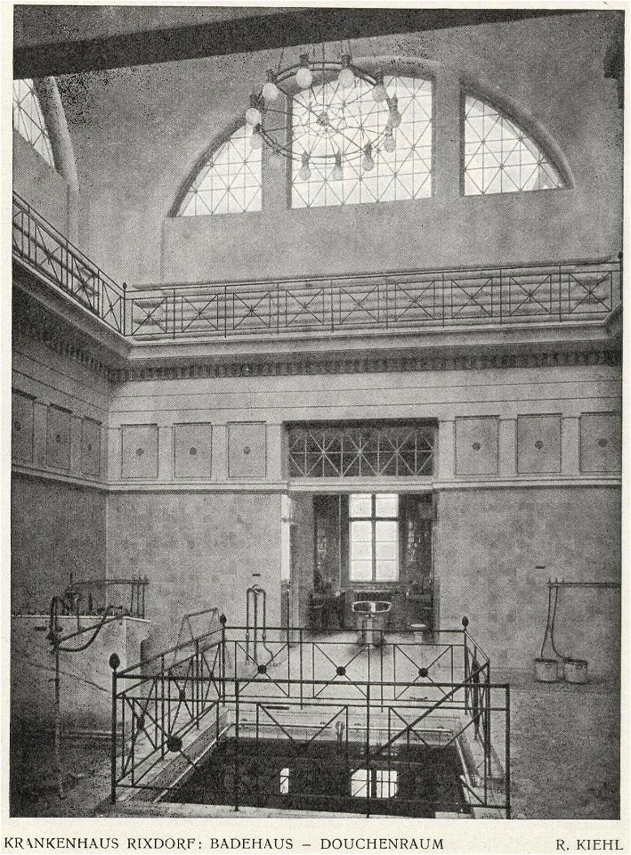 Rixdorfer Krankenhaus - Badehaus - Douchenraum