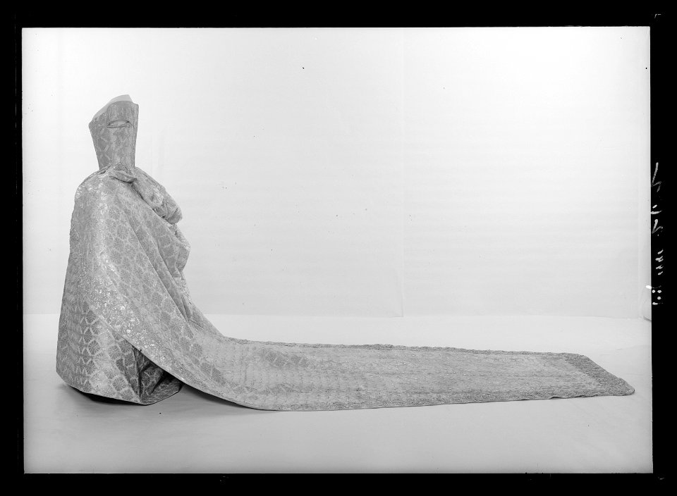 Robe de cour kröningsklänning - Livrustkammaren - 1412