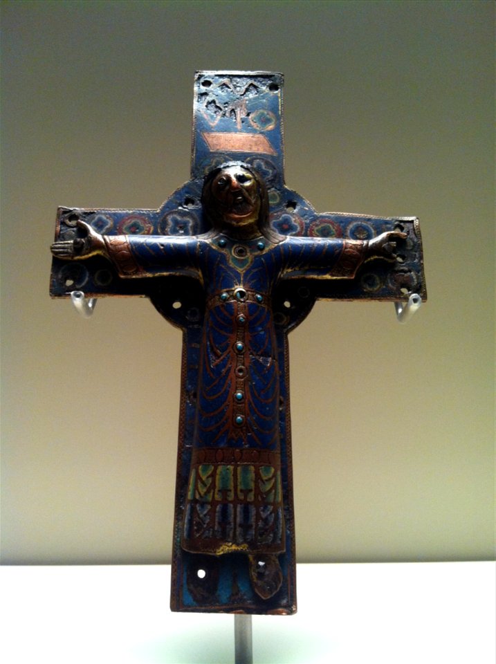 Romanesque Treasure of MNAC- Placa central de creu- majestat