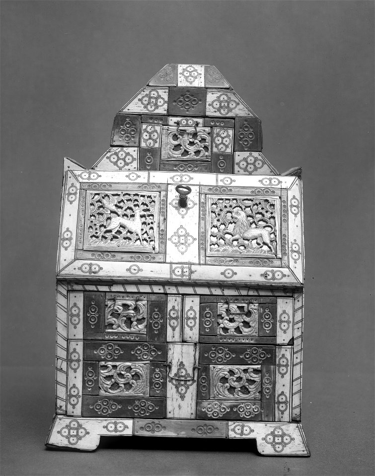 Russian - Desk with Animals and Decoration - Walters 71429