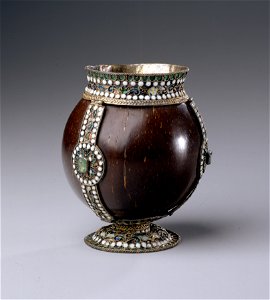 Russian - Drinking Cup (Bratina) - Walters 44194 - Profile