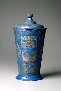 Russian - Covered Beaker - Walters 44418 - Profile