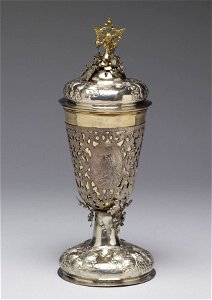 Russian - Covered Cup with Large Foot - Walters 57807 - View C