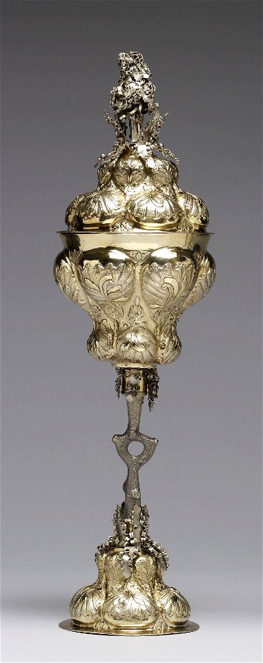 Russian - Standing Cup with Cover - Walters 57808