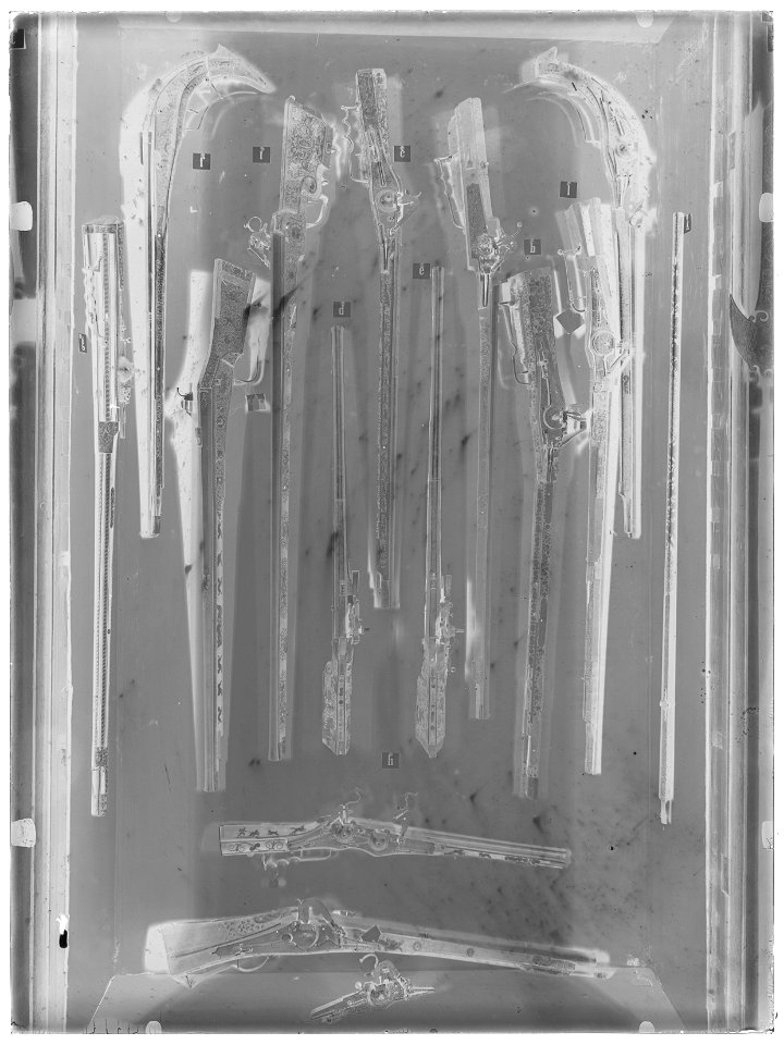Rustkammare - Livrustkammaren - 17178-negative