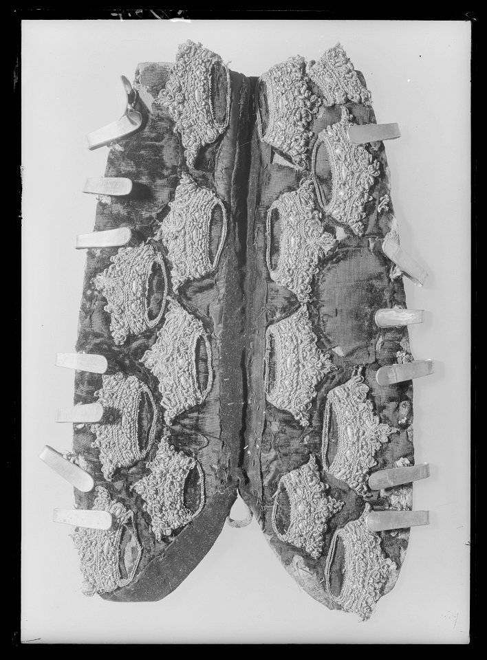 Ryggstycke med svansrem - Livrustkammaren - 1936