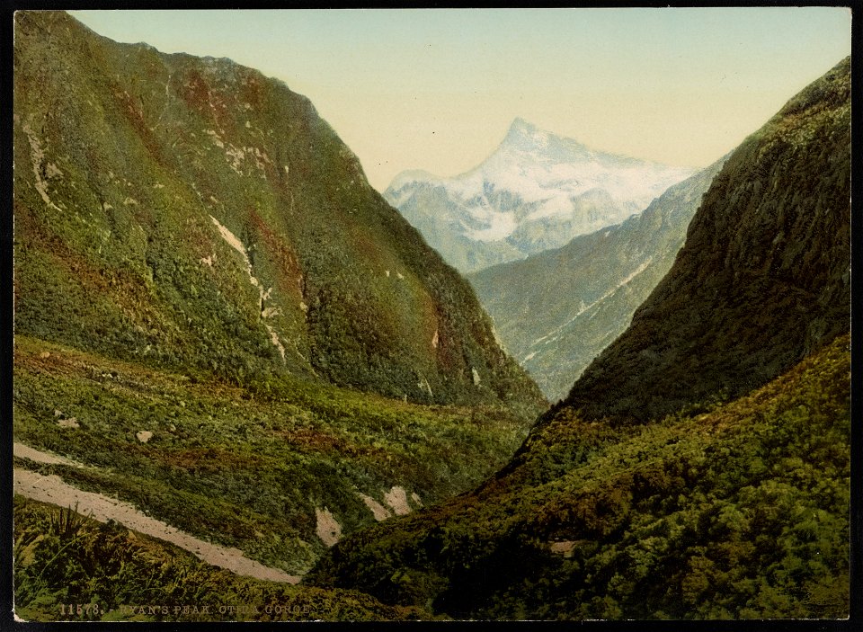Ryan's Peak. Otira Gorge LCCN2017658081