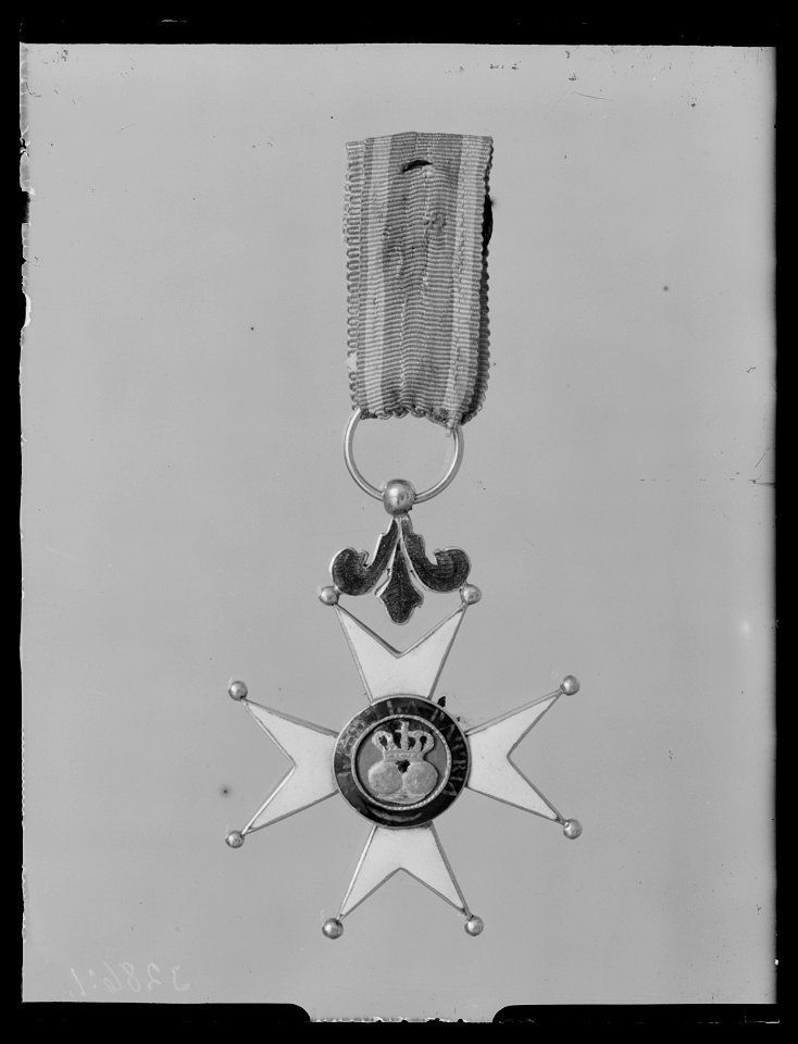 S-t Ferdinandsorden riddarkors, Spanien - Livrustkammaren - 62098