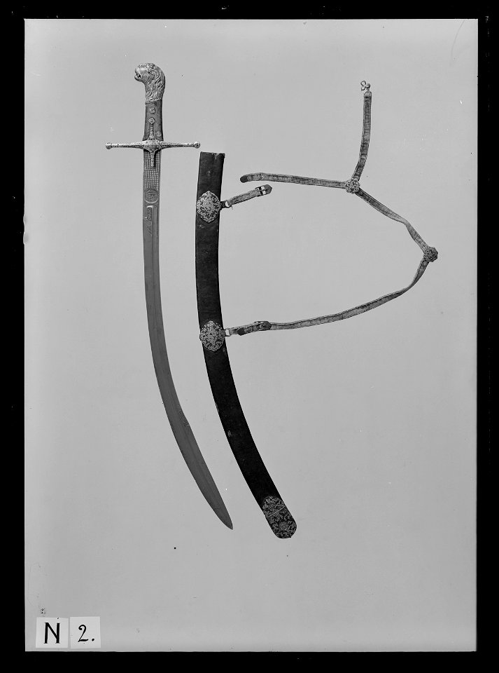 Sabel, kililj, turkiskt kulturområde, klingan 1500-tal, fäste kompletterat, Centraleuropa 1600-1650 - Livrustkammaren - 77825