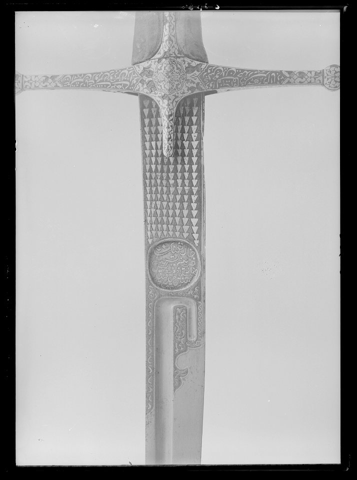 Sabel, kililj, turkiskt kulturområde, klingan 1500-tal, fäste kompletterat, Centraleuropa 1600-1650 - Livrustkammaren - 60799