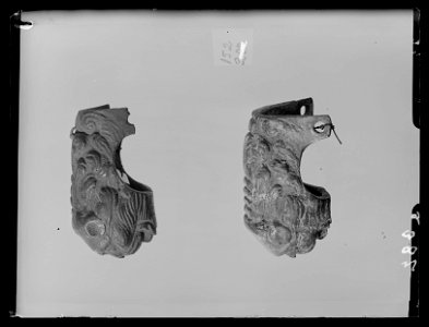 Sadelknapp av brons, till bomsadel, 1600-tal - Livrustkammaren - 79237
