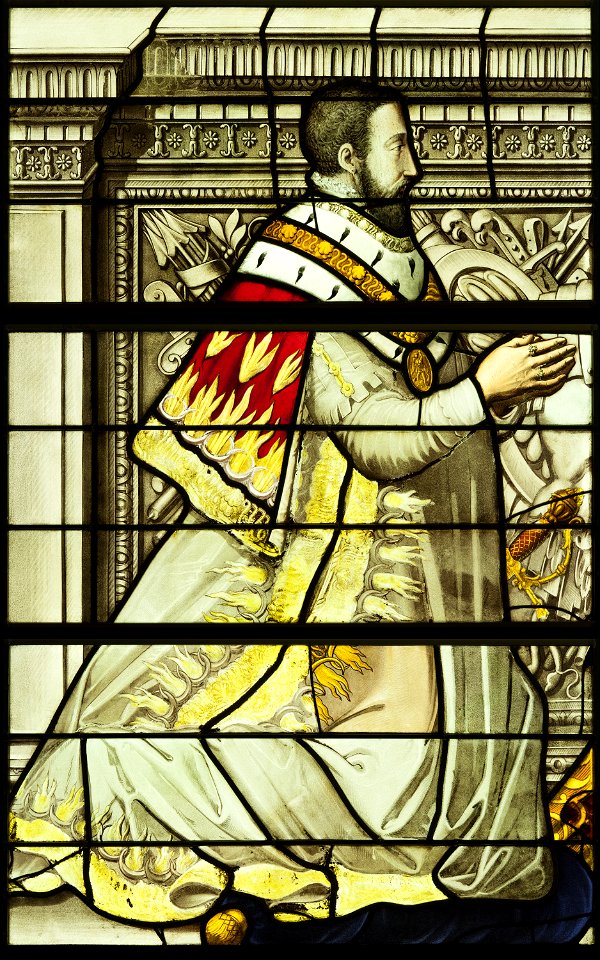Saint-Chapelle de Vincennes - Baie 0 - Henri II agenouillé en prière (bgw17 0374)