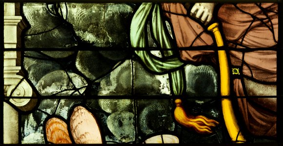 Saint-Chapelle de Vincennes - Baie 0 - Nuée et tunique d'un ange (bgw17 0388)