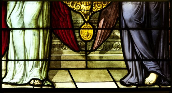 Saint-Chapelle de Vincennes - Baie 2 - Deux anges présentant les armes de France (détail) (bgw17 0496)