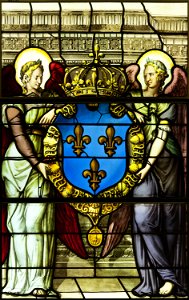 Saint-Chapelle de Vincennes - Baie 2 - Deux anges présentant les armes de France (bgw17 0444)