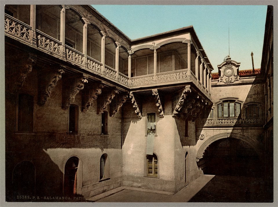 Salamanca. Patio de la Casa de la Salina LCCN2017660784