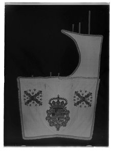 Schabrak, ur en serie av åtta, med spanska vapnet ( nnr 6137-6144) - Livrustkammaren - 636-negative