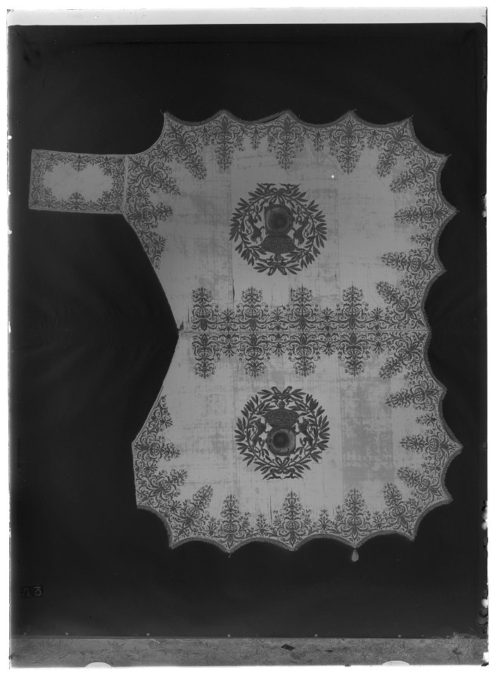 Schabrak, ur en serie av sex (nr 6125-6130) - Livrustkammaren - 34893-negative